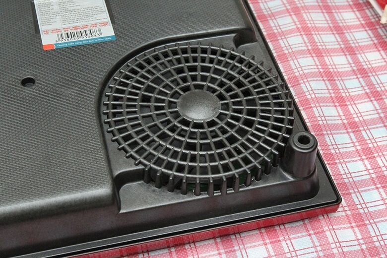 Bếp hồng ngoại Sunhouse SHD 6012