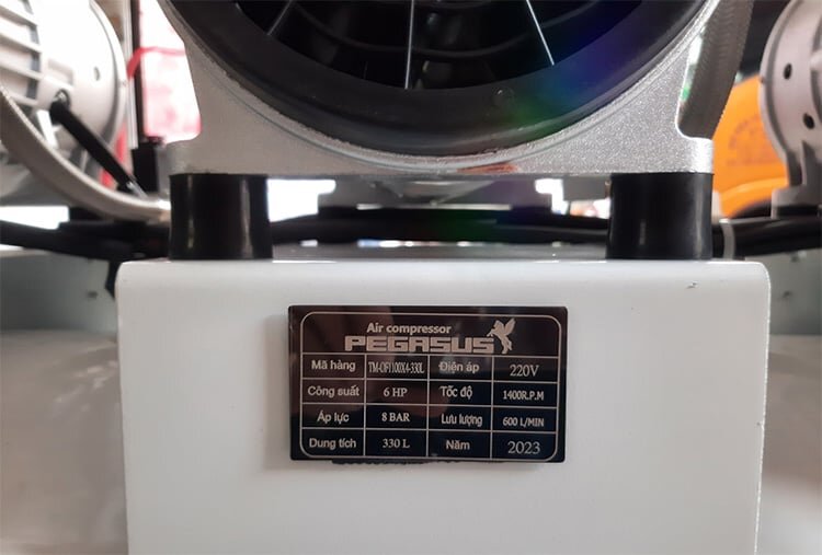 Thông số kỹ thuật Máy nén khí không dầu, giảm âm Pegasus TM-OF1100x4-330L (6HP)