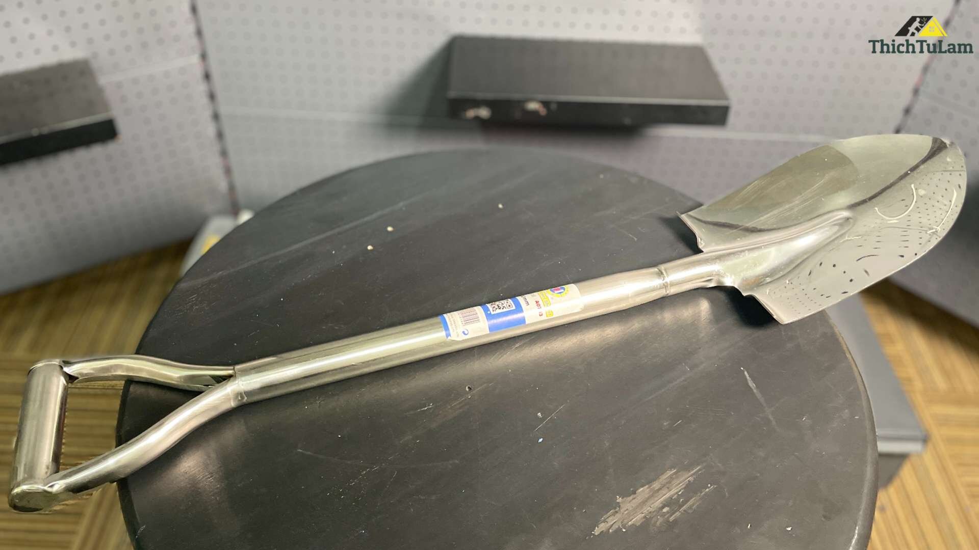 Cây xẻng inox 820mm C-mart A0703