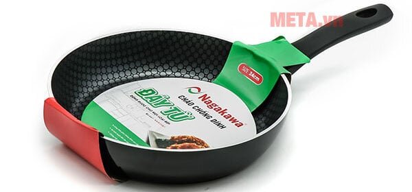 Sử dụng chất liệu nhôm giúp truyền và giữ nhiệt tốt Sử dụng chất liệu nhôm giúp truyền và giữ nhiệt tốt