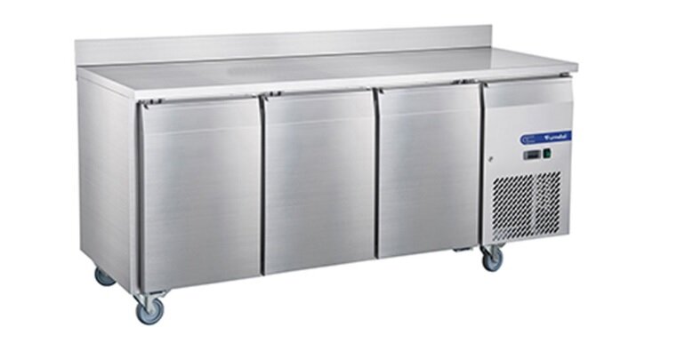 Lợi ích khi sử dụng bàn mát 3 cánh Furnotel FRUC-5-1