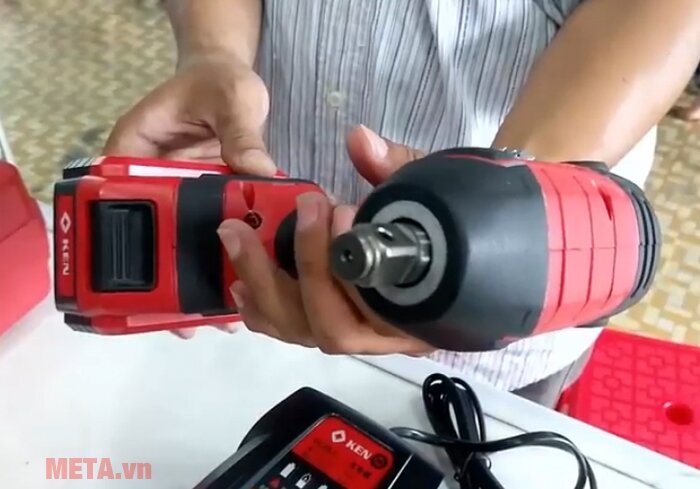 sử dụng pin sử dụng pin