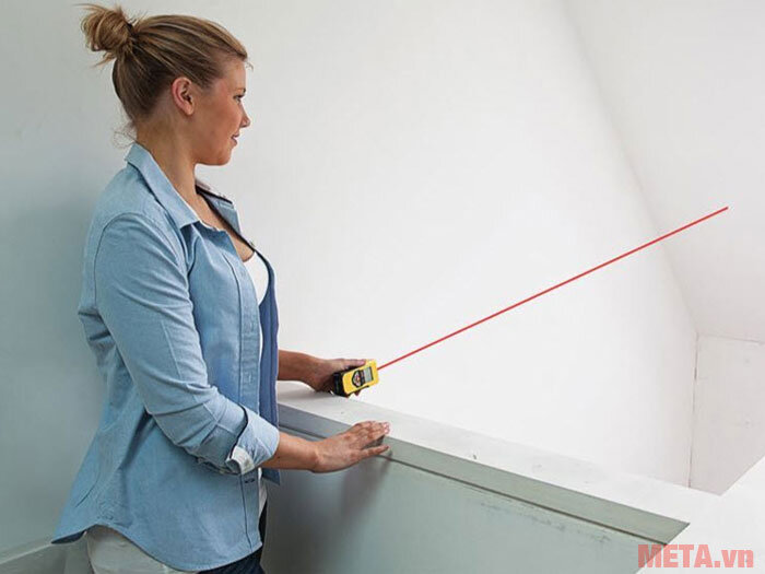 Máy đo khoảng cách laser Stanley STHT1-77138