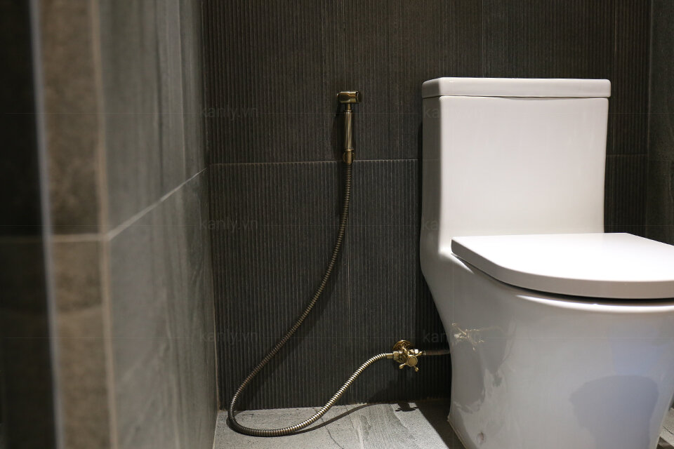 voi-xit-ve-sinh-bang-dong-kanly-gck22