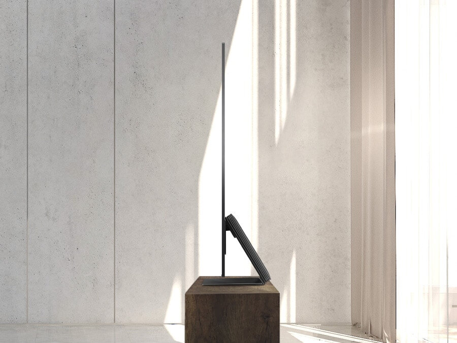 Tivi Samsung 4K 77 inch QA77S95D sở hữu màn hình mỏng ấn tượng