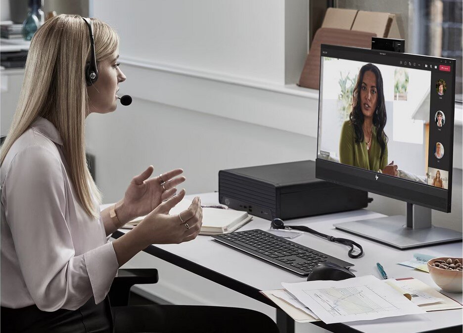 Máy tính để bàn HP Pro 400 G9 SFF 8U8H3PA