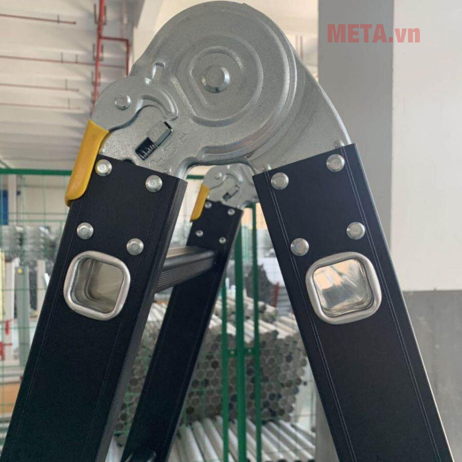 Thang nhôm gấp 4 đoạn Sumika SKM203 New