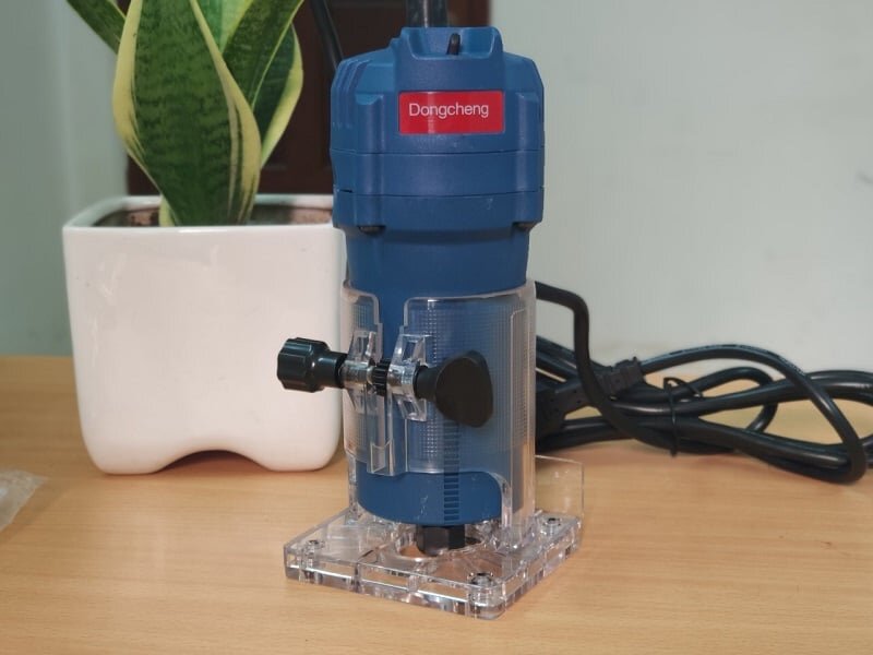 Thân máy phay gọn nhẹ Máy đánh cạnh