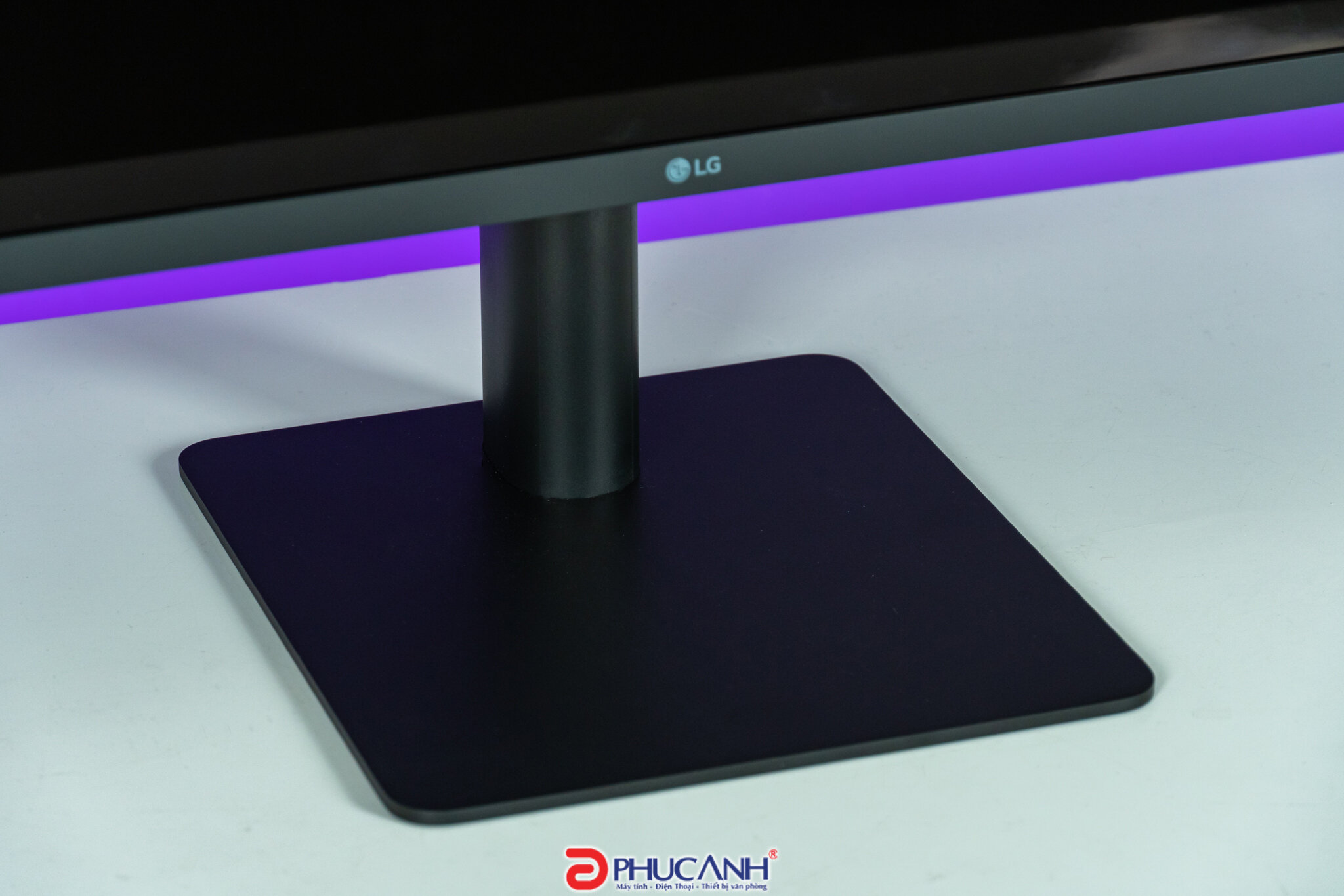 Màn hình LG 27MD5K-B 27Inch 5K IPS