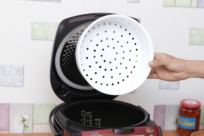 Nồi cơm điện từ Hitachi RZ-GHE18 1.8 lít Nồi cơm điện từ Hitachi RZ-GHE18 1.8 lít