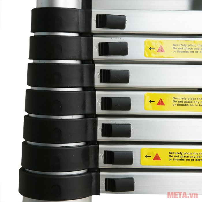 Thang nhôm xếp đôi Ameca AMI-560