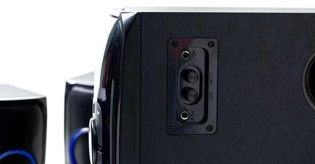 Loa có 2 cổng cắm mic SoundMax A2130/2.1