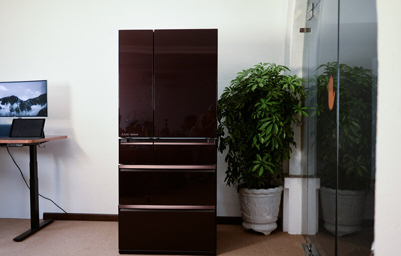 Tủ lạnh 6 cánh Mitsubishi Electric MR-WX71Y-P-V - 694 Lít (màu hồng ánh kim)