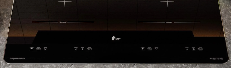 Bếp được trang bị các tính năng hiện đại, thông minh