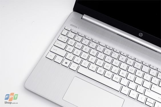 HP 15s-fq5104TU (ảnh 3)