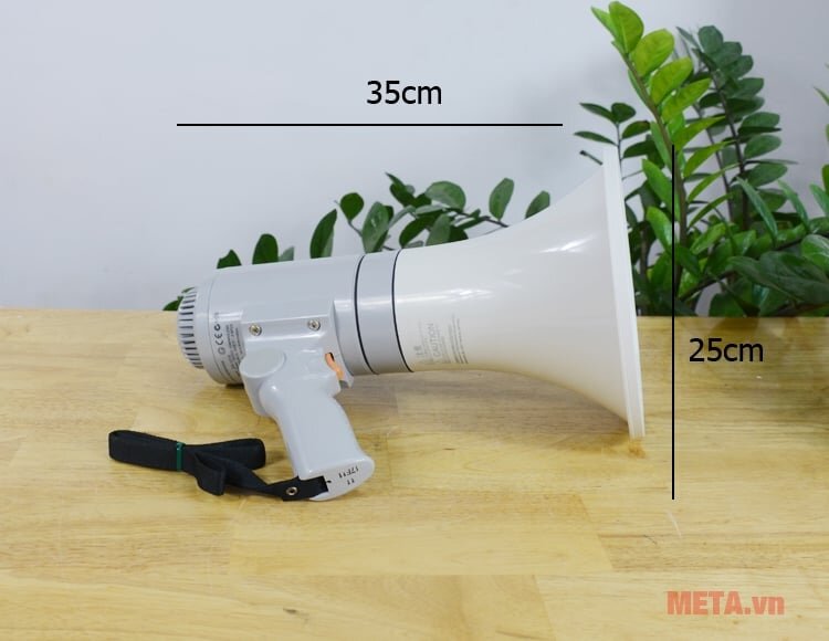 Loa phát thanh cầm tay Toa ER-1215 thiết kế gọn gàng Loa phát thanh cầm tay