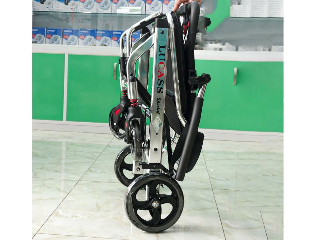 Xe lăn du lịch Lucass X-963/X-69 dễ dàng gấp gọn Xe lăn du lịch xách tay Lucass X-963/X-69