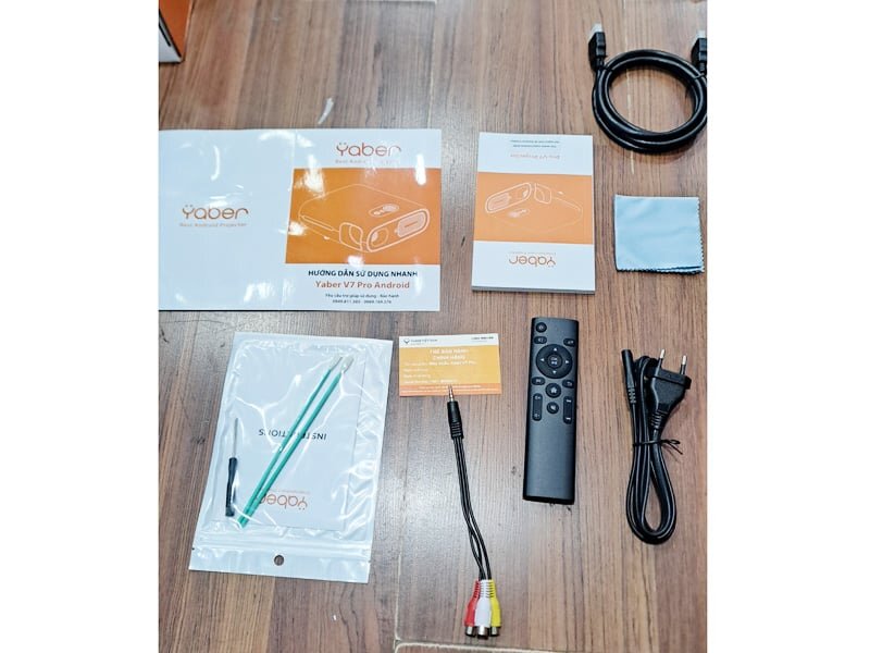 Phụ kiện Máy chiếu Yaber V7 Pro Phụ kiện Máy chiếu Yaber V7 Pro