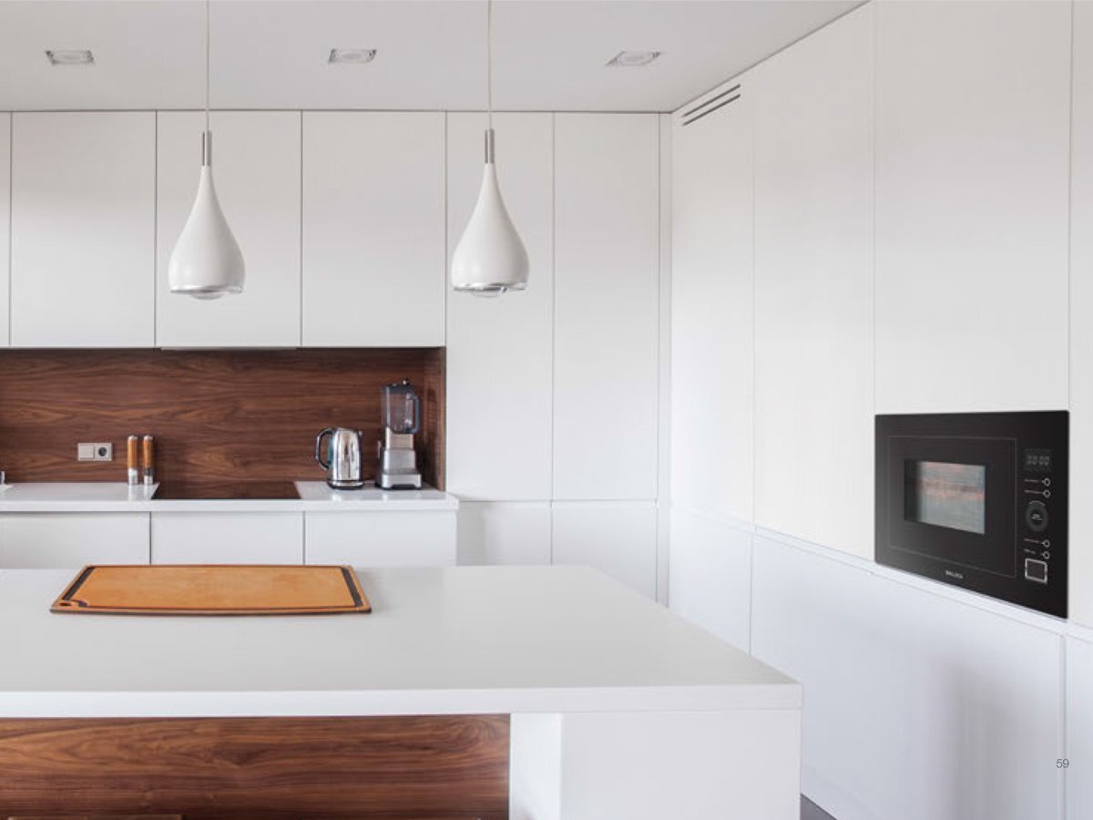 lò vi sóng Malloca MW 927BG được thiết kế lắp đặt âm tủ