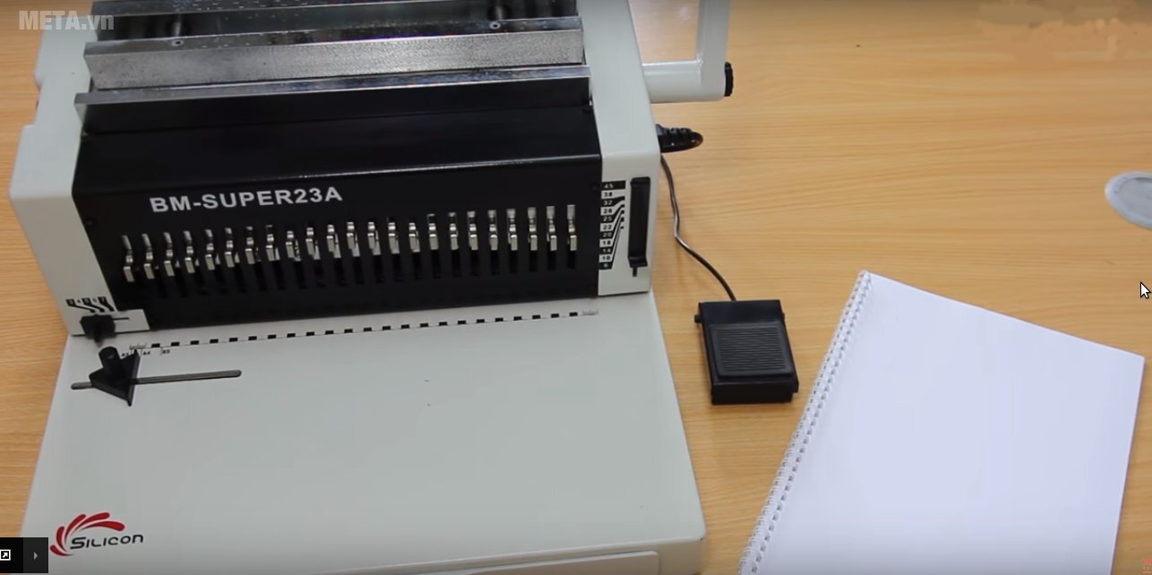 Máy đóng sách gáy kẽm Silicon SUPER 23A Máy đóng sách gáy kẽm Silicon SUPER 23A