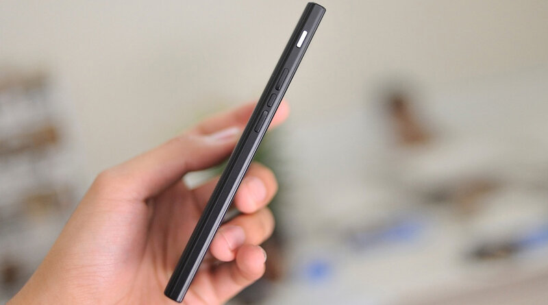 Điện thoại BlackBerry Z3