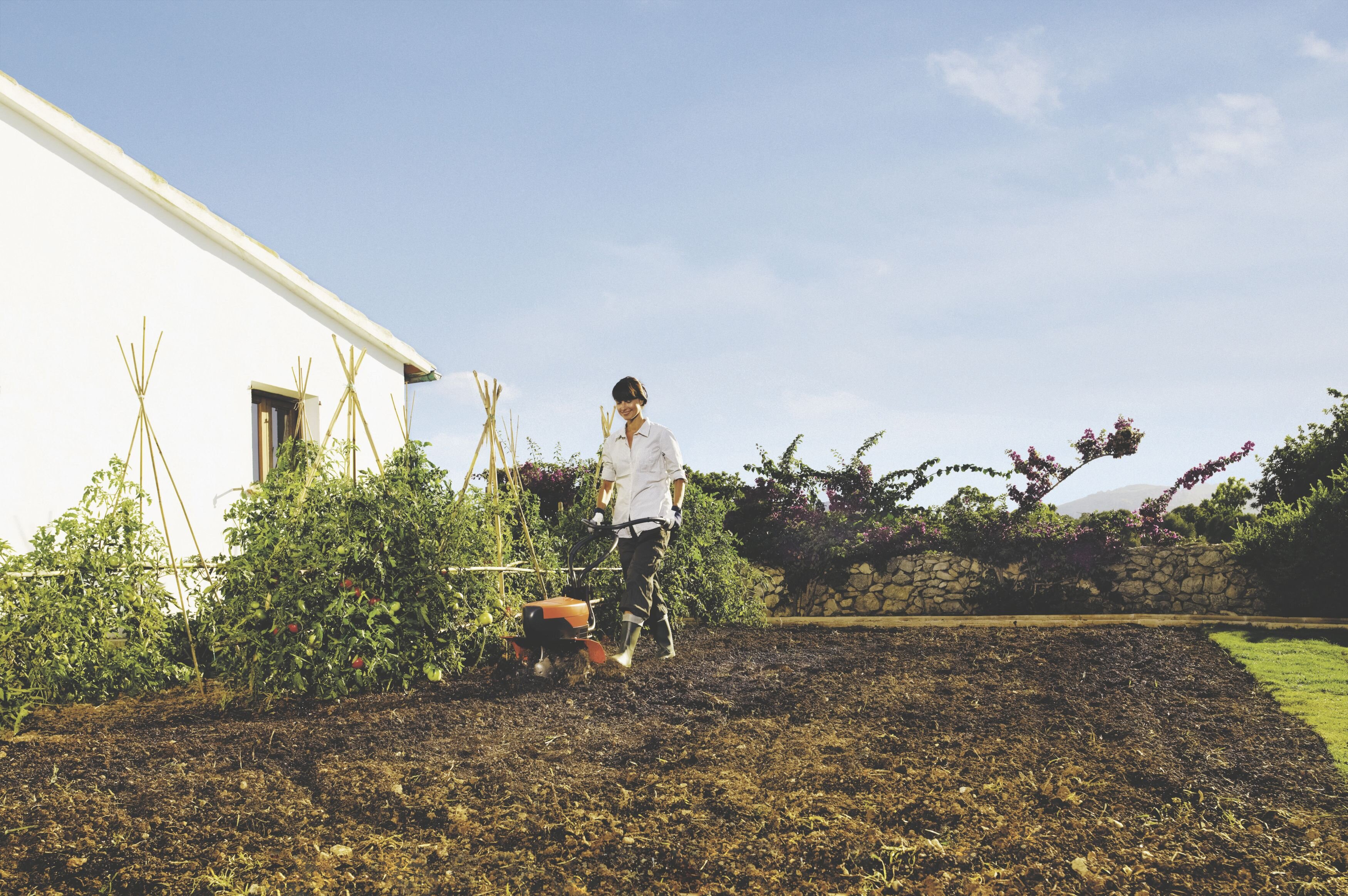 Máy xới đất Husqvarna TF 544