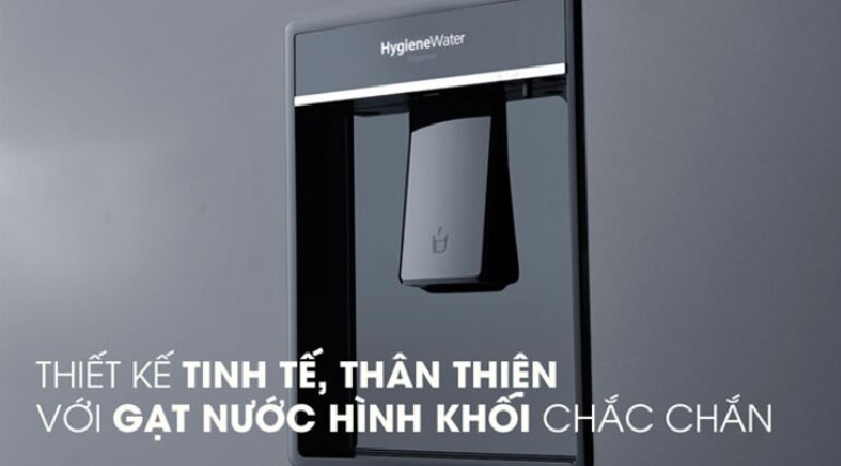 Tủ lạnh Panasonic Inverter 326 lít NR-BL351WKVN có ngăn lấy nước bên ngoài siêu tiện lợi