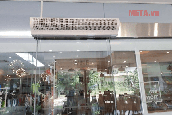 quạt cắt gió quạt chắn gió