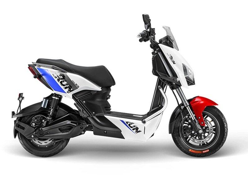 Xe máy điện Yadea X5