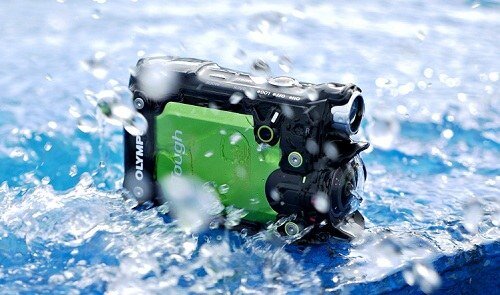 Máy Quay Hành Động Olympus TG-Tracker (Xanh Lá)