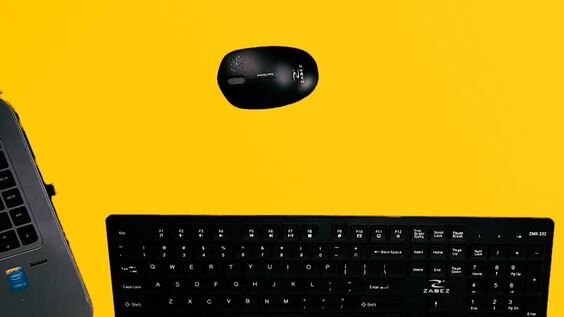 Bàn phím và chuột sử dụng chung một Receiver 1