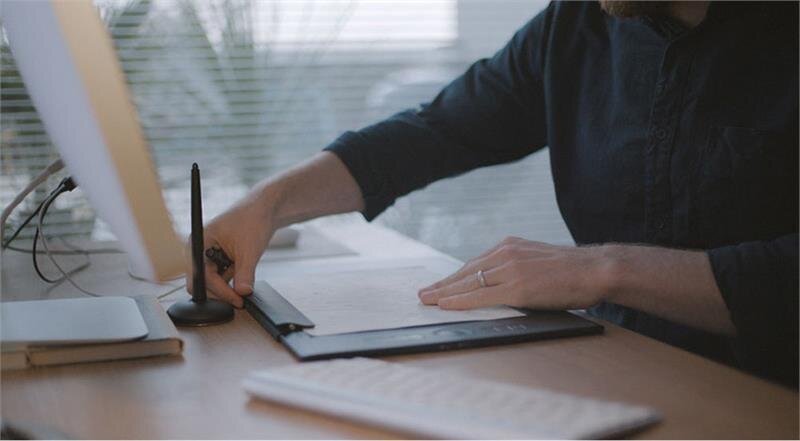 Bảng vẽ điện tử Wacom PTH-660/K1-CX