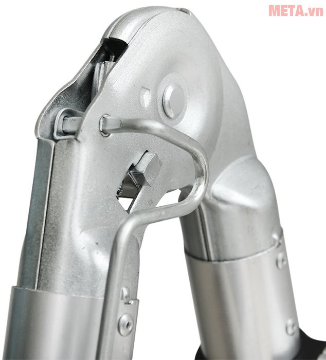 Thang nhôm xếp đôi Ameca AMI-560