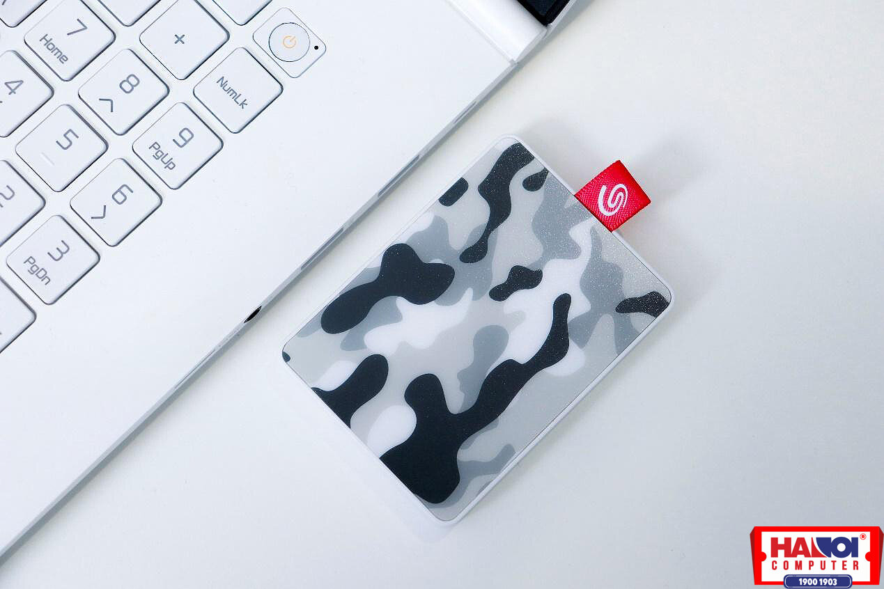 Ổ cứng gắn ngoài SSD 500GB USB 3.0 2.5 inch Seagate One Touch Camo Xám