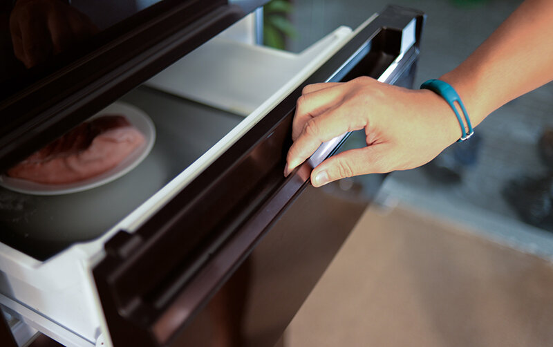 Tủ lạnh 6 cánh Mitsubishi Electric MR-WX71Y-P-V - 694 Lít (màu hồng ánh kim)