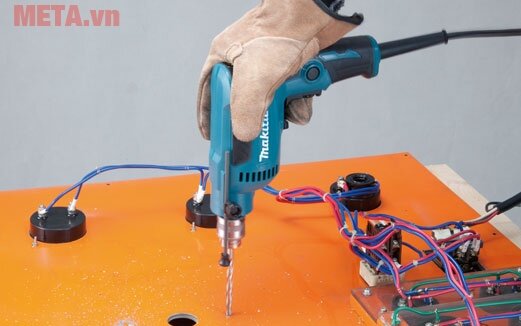 Máy khoan sắt tốc độ cao Makita DP2010 dễ sử dụng Máy khoan sắt tốc độ cao