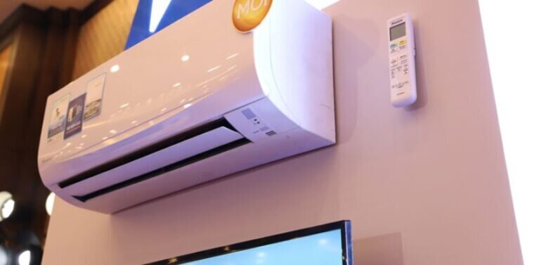 Máy lạnh Daikin FTF25NV1V - 9.000BTU, 1 chiều