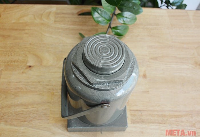 Phía trên của kích