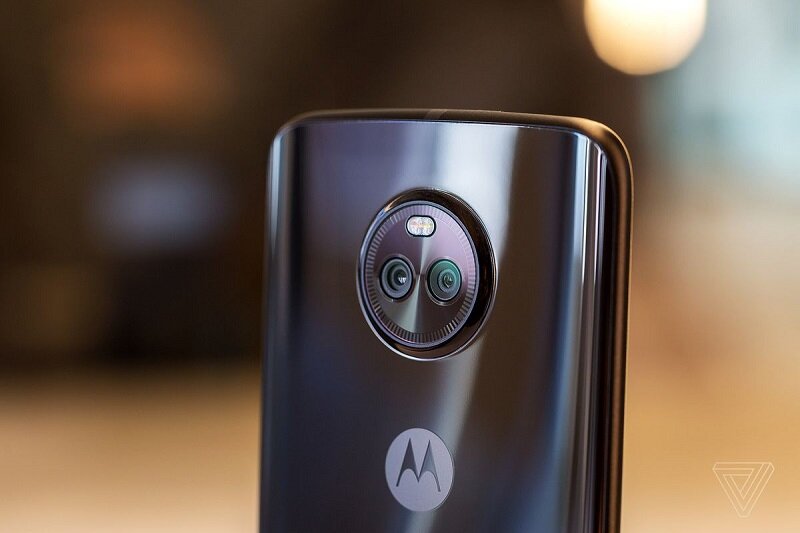 Điện thoại Motorola Moto X4