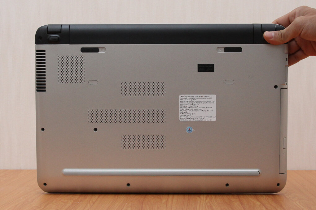 HP Pavilion 15 ab254TX i7 6500U/4GB/1TB/VGA 2GB/Win10 HP Pavilion 15 ab254TX i7 6500U/4GB/1TB/VGA 2GB/Win10