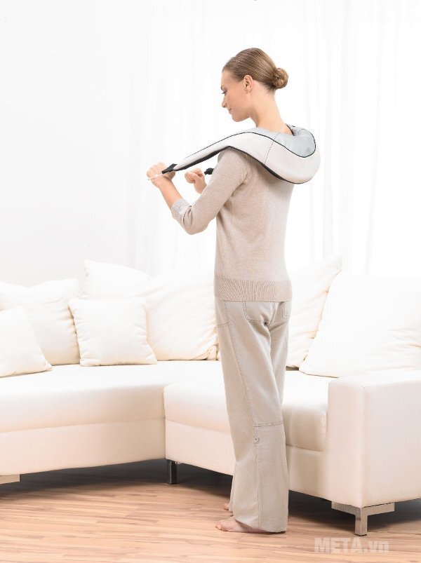Đai massage trị đau vai, gáy, lưng Beurer MG150