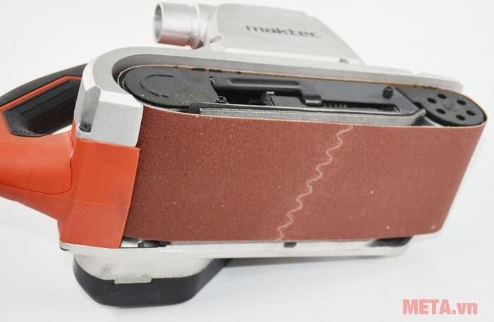 Máy chà nhám băng Maktec MT941