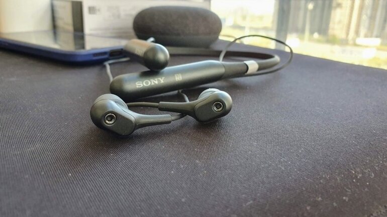 Tai nghe không dây Sony WI-C600N