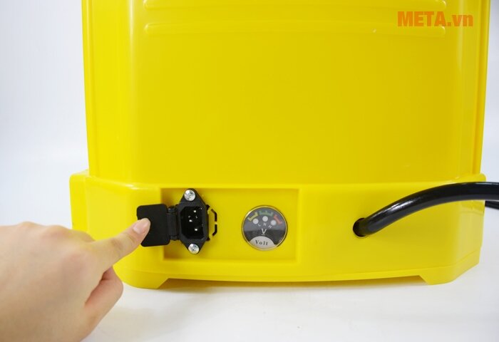 Bình xịt con ong vàng COV16