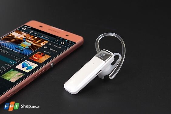 tai-nghe-khong-day-thoai-nhac-baseus-eb01