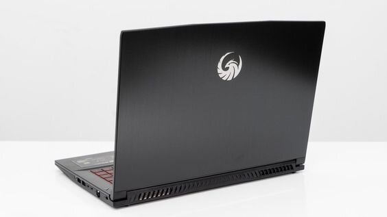 thiết kế MSI Bravo 15