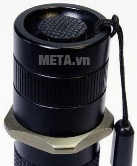 Đèn pin CREE cầm tay Tiross TS-692