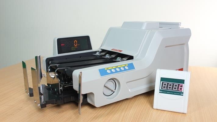 Máy đếm tiền thông minh SILICON MC-8800 - Phát hiện tiền Siêu giả
