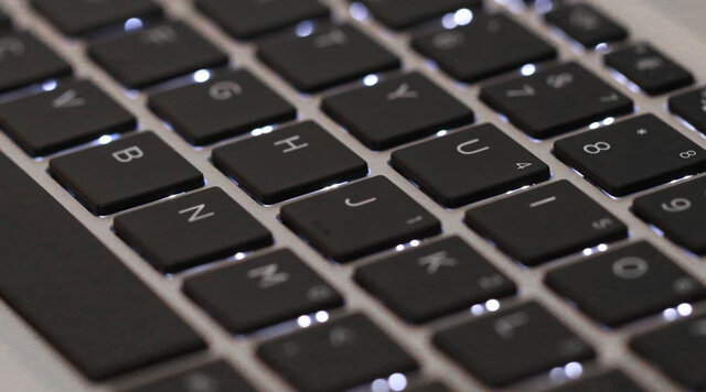 Laptop HP EliteBook X360 1030 G2 i5 7200U/8GB/256GB/Win10/(1GY36PA)