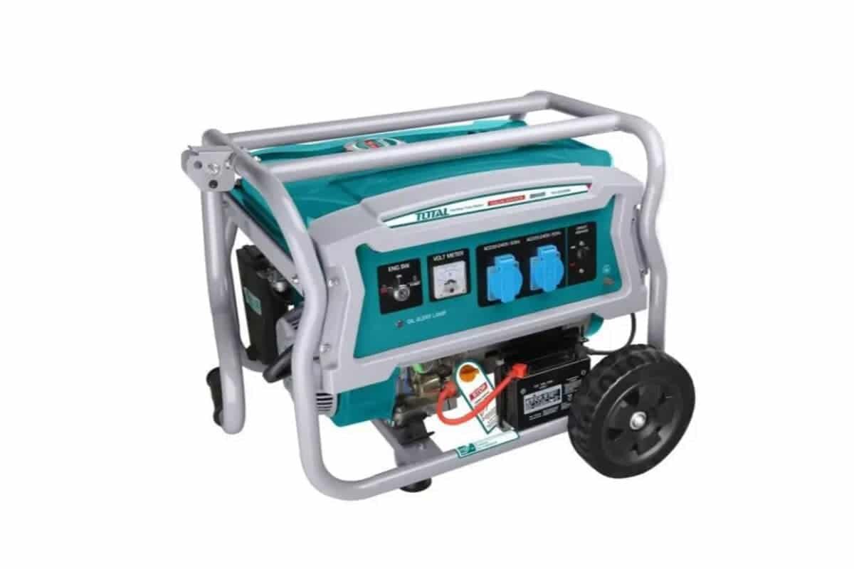 Máy phát điện xăng Total TP135006E
